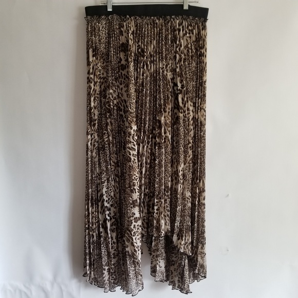 Marc Bouwer Dresses & Skirts - Pleated Asymetrical Leopard Animal Print Skirt